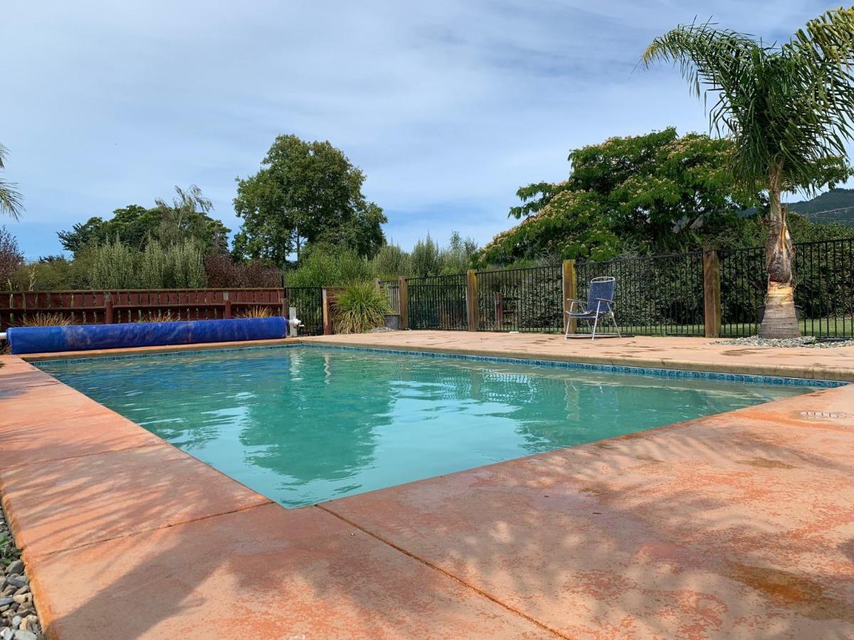 Country Retreats On Ranzau 4 Apartment Hope Ngoại thất bức ảnh